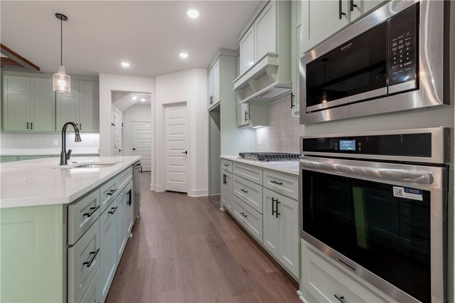 3067 NW Shelton Road, Fayetteville, AR 72703