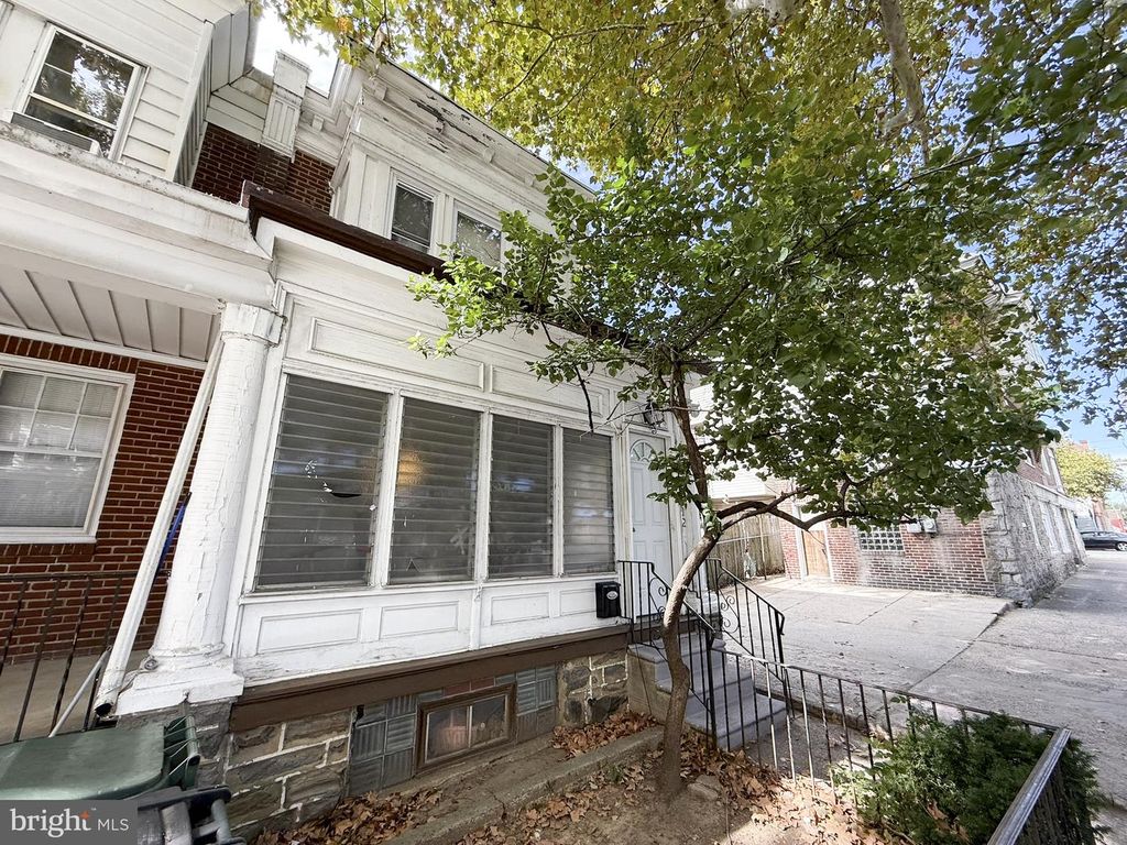 1112 E SANGER ST, Philadelphia, PA 19124 — photo 2