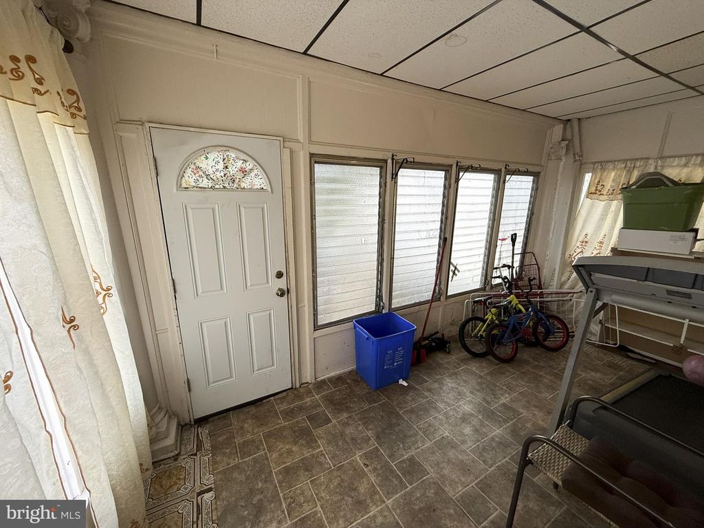 1112 E SANGER ST, Philadelphia, PA 19124 — photo 5