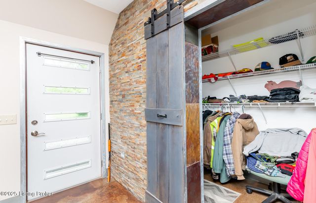 971 Constantine Rd, Cecilia, KY 42724