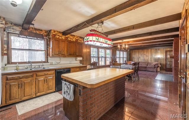 16470 Maries Road 521, Vichy, MO 65580