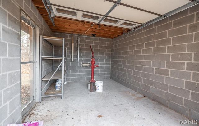 16470 Maries Road 521, Vichy, MO 65580