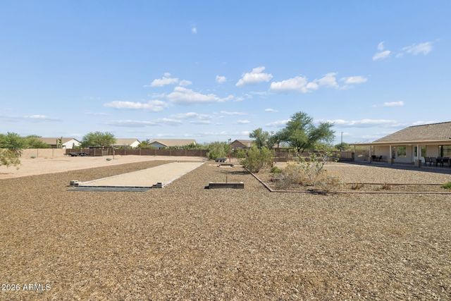 907 N MOUNTAIN Road, Mesa, AZ 85207
