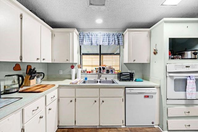 9122 SHELDON WEST DRIVE, Tampa, FL 33626