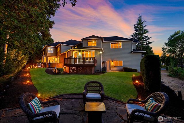306 240th Place SE, Sammamish, WA 98074