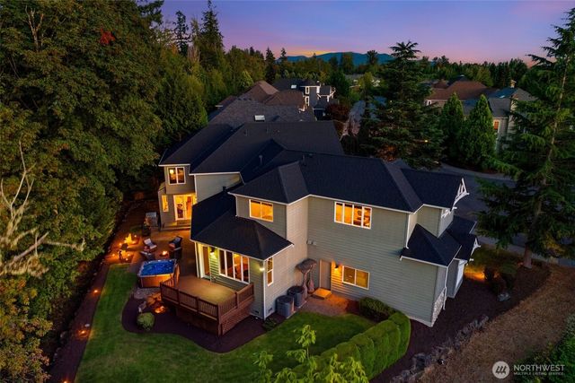 306 240th Place SE, Sammamish, WA 98074