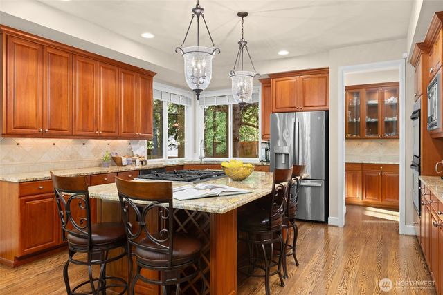 306 240th Place SE, Sammamish, WA 98074