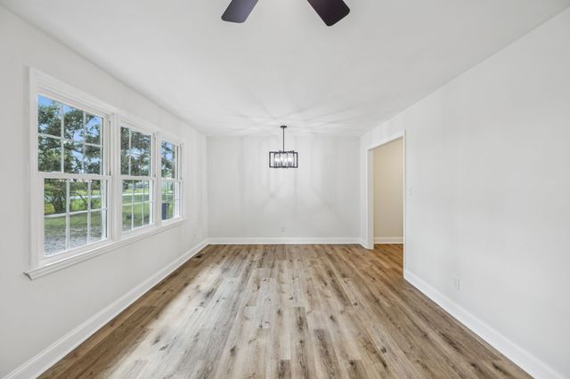 905 Royal Trl, Manchester, TN 37355