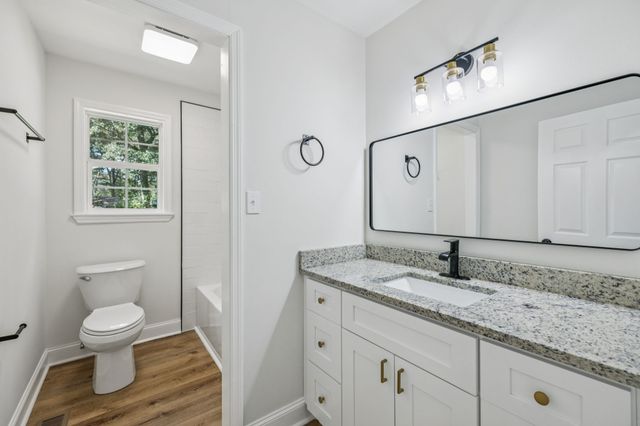 905 Royal Trl, Manchester, TN 37355