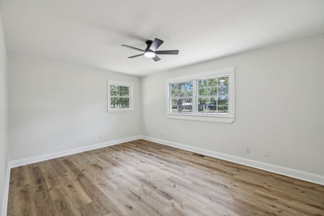 905 Royal Trl, Manchester, TN 37355