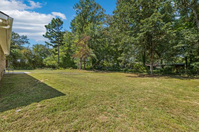 905 Royal Trl, Manchester, TN 37355