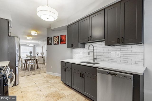 2428 MCCULLOH ST, Baltimore, MD 21217