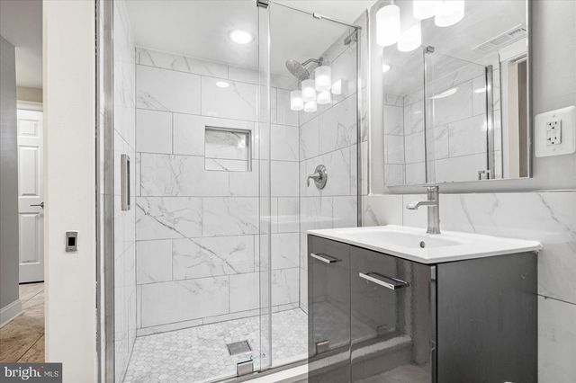 2428 MCCULLOH ST, Baltimore, MD 21217