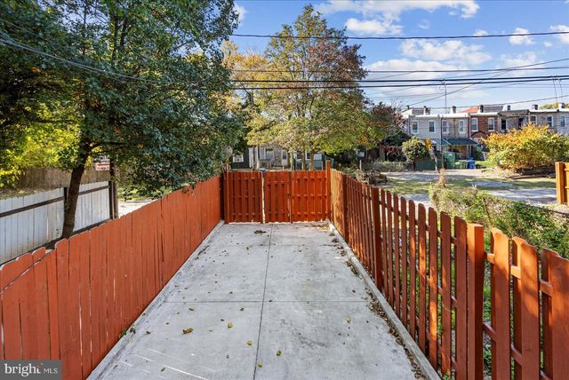 2428 MCCULLOH ST, Baltimore, MD 21217