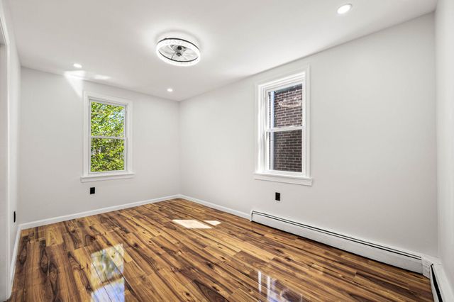 4841 D ST, Philadelphia, PA 19120