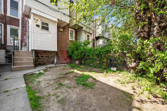 4841 D ST, Philadelphia, PA 19120