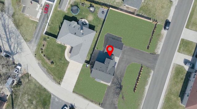 9859 S 81st Avenue, Palos Hills, IL 60465
