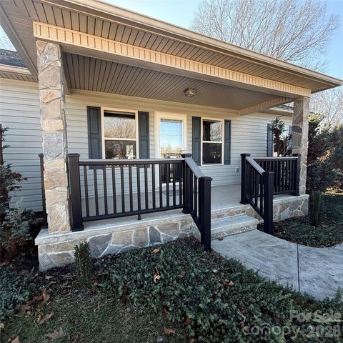 3523 Icard Rhodhiss Road, Connelly Springs, NC 28612