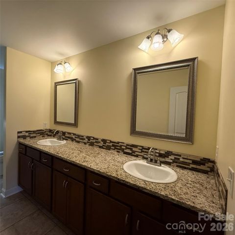 3523 Icard Rhodhiss Road, Connelly Springs, NC 28612