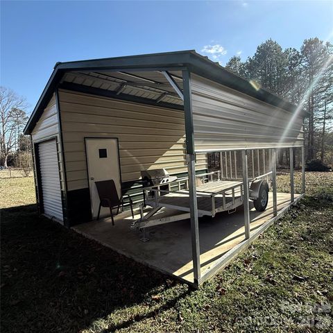 3523 Icard Rhodhiss Road, Connelly Springs, NC 28612