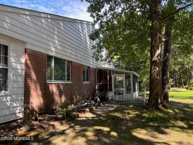 5B Monticello Drive B, Whiting, NJ 08759
