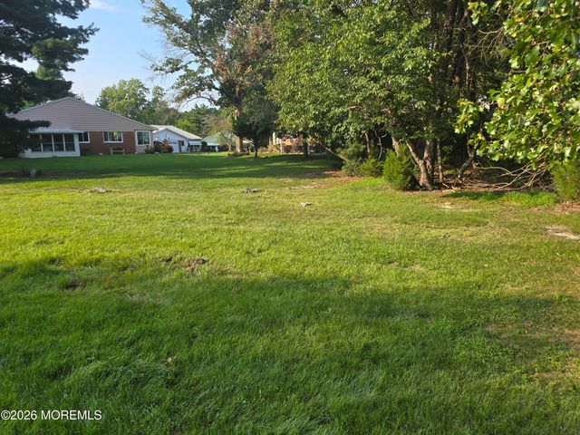 5B Monticello Drive B, Whiting, NJ 08759