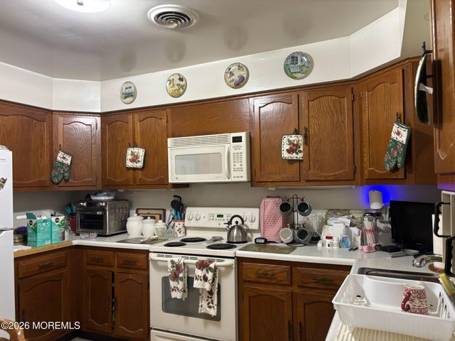 5B Monticello Drive B, Whiting, NJ 08759