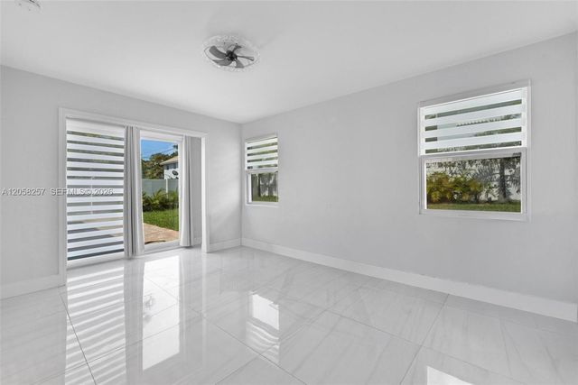 309 SE 3rd Terrace, Deerfield Beach, FL 33441