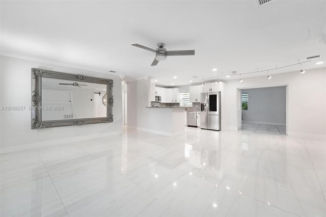 309 SE 3rd Terrace, Deerfield Beach, FL 33441
