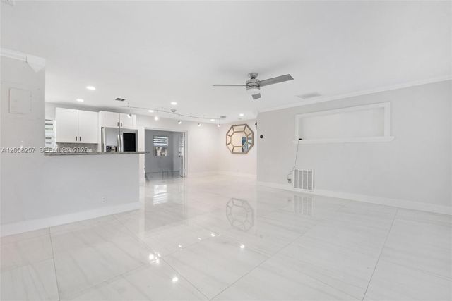 309 SE 3rd Terrace, Deerfield Beach, FL 33441