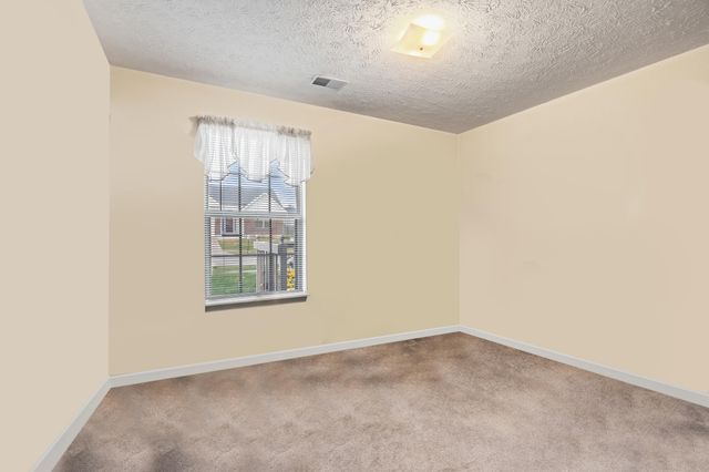 257 Holly Lane, Paris, KY 40361