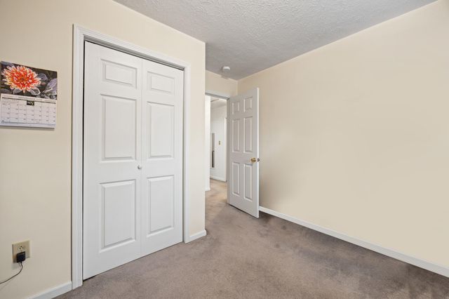 257 Holly Lane, Paris, KY 40361