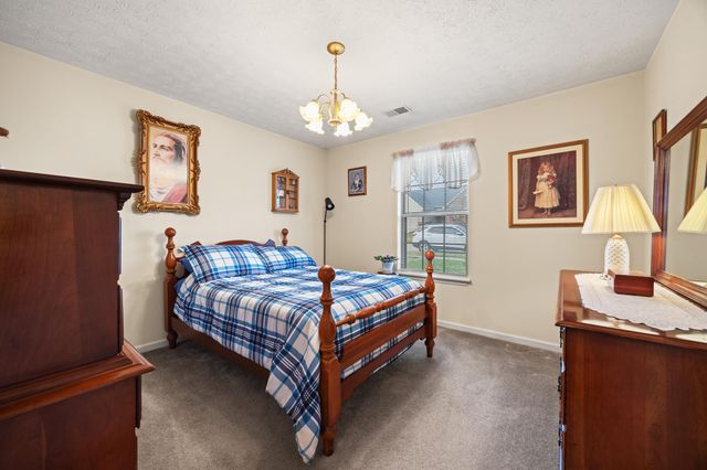 257 Holly Lane, Paris, KY 40361