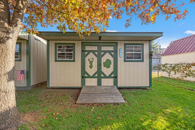 257 Holly Lane, Paris, KY 40361