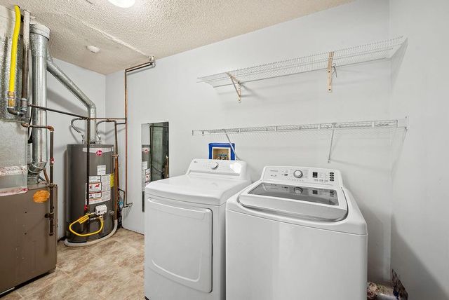 1044 Arrowhead Ridge, Independence, MO 64056