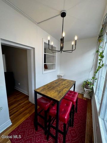 612 Union Street 2, Schenectady, NY 12305