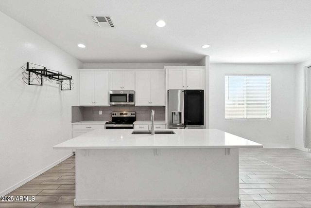 1744 W HOPI Drive, Coolidge, AZ 85128