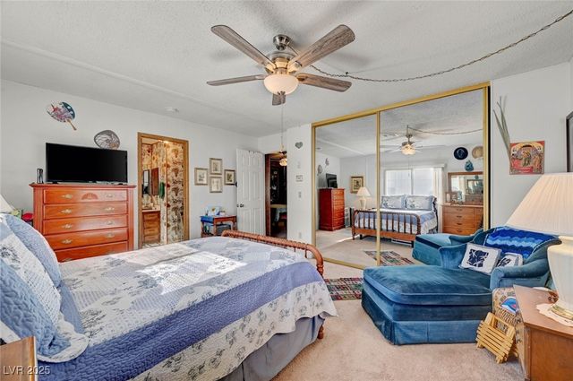 5035 Royal Avenue, Las Vegas, NV 89103