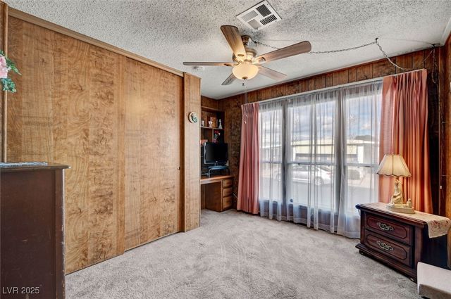 5035 Royal Avenue, Las Vegas, NV 89103