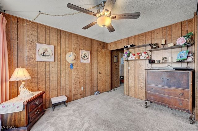 5035 Royal Avenue, Las Vegas, NV 89103