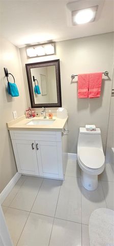 3650 N 56th Avenue 518-5, Hollywood, FL 33021