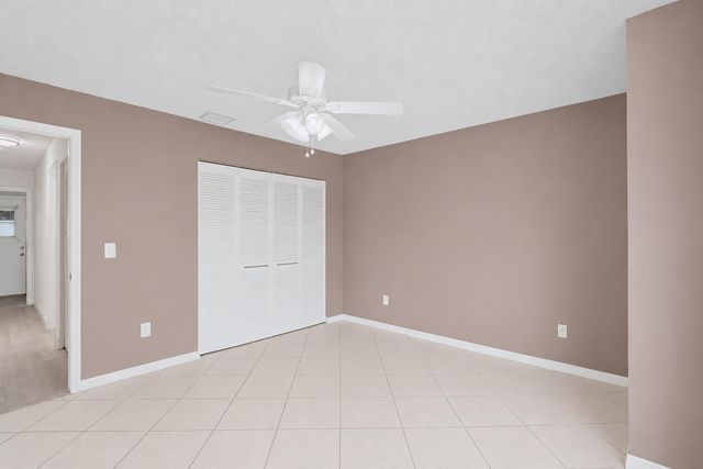 117 Sherwood Drive, Royal Palm Beach, FL 33411