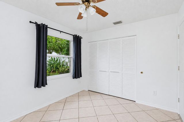 117 Sherwood Drive, Royal Palm Beach, FL 33411