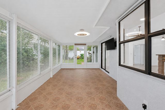 117 Sherwood Drive, Royal Palm Beach, FL 33411