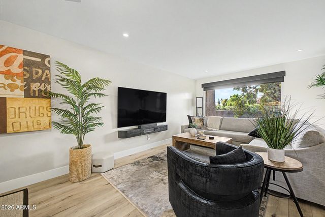 7236 N Vía Nueva --, Scottsdale, AZ 85258