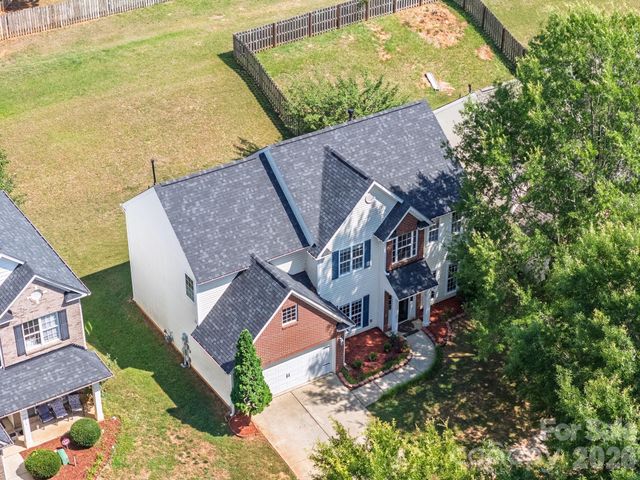 2508 OAKDALE CREEK Lane 17, Charlotte, NC 28216