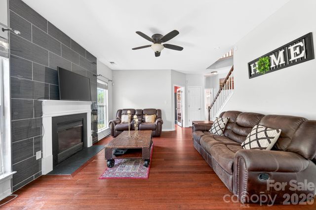 2508 OAKDALE CREEK Lane 17, Charlotte, NC 28216