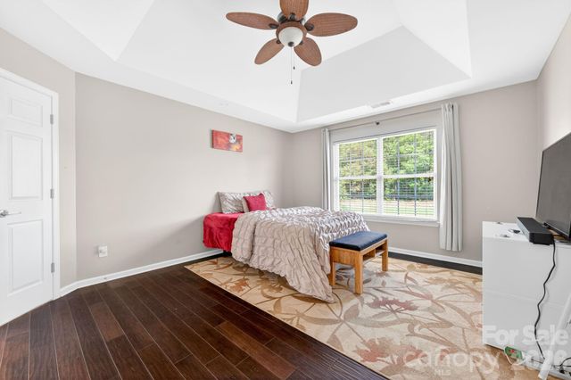 2508 OAKDALE CREEK Lane 17, Charlotte, NC 28216