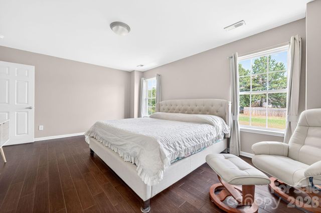2508 OAKDALE CREEK Lane 17, Charlotte, NC 28216