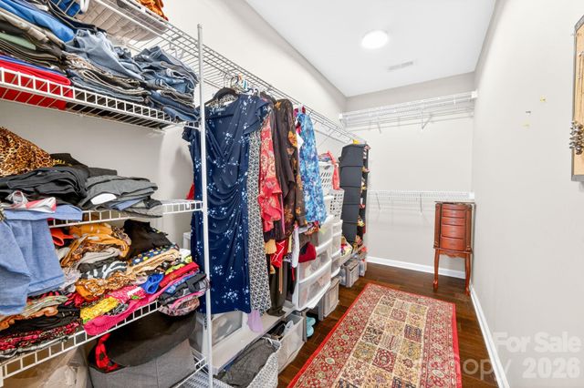2508 OAKDALE CREEK Lane 17, Charlotte, NC 28216